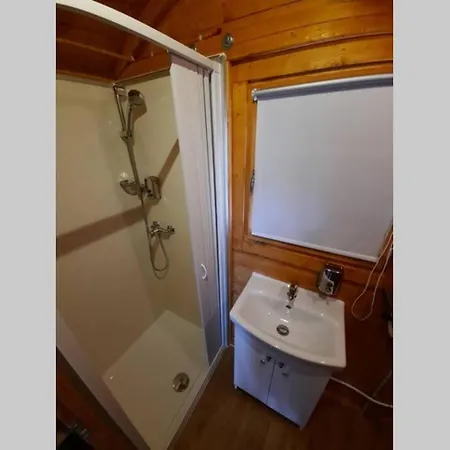 Autarkes Tiny House Mit Rheinblick Apartment Rumikon Exterior photo