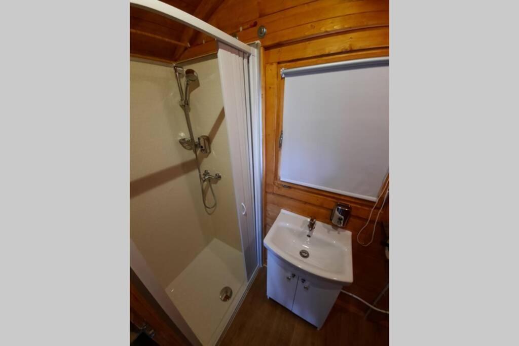 Autarkes Tiny House Mit Rheinblick Apartment *
